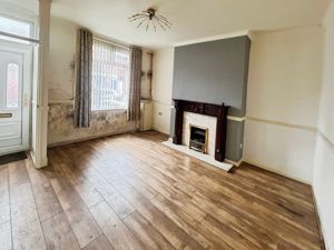 Lounge- click for photo gallery